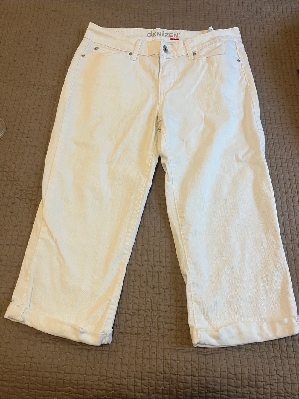 Denizen from Levi's Women's White Cropped Jeans